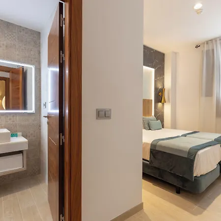 Bibo San Agustin Aparthotel 3*